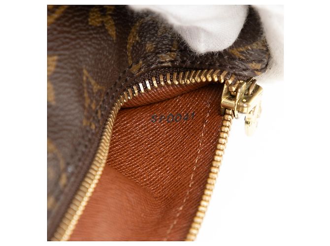 Louis Vuitton Marrone Monogram Papillon 26 - vista 6