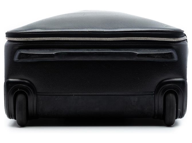 Louis Vuitton Nero Taiga Pegase 45 - vista 3