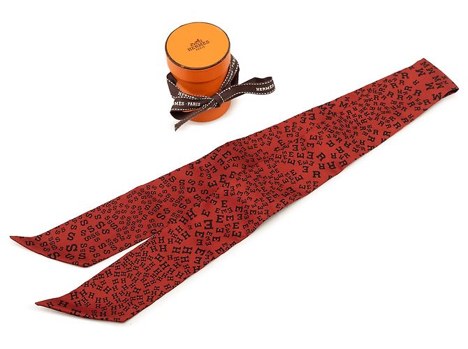Hermès Twilly Seidentuch Red Scattered Letters Rot - Ansicht 6