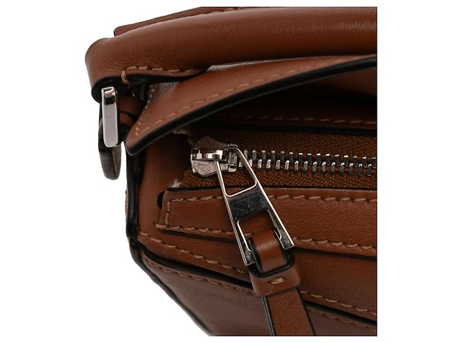 Borsa Nano Puzzle in pelle di vitello marrone LOEWE - vista 6