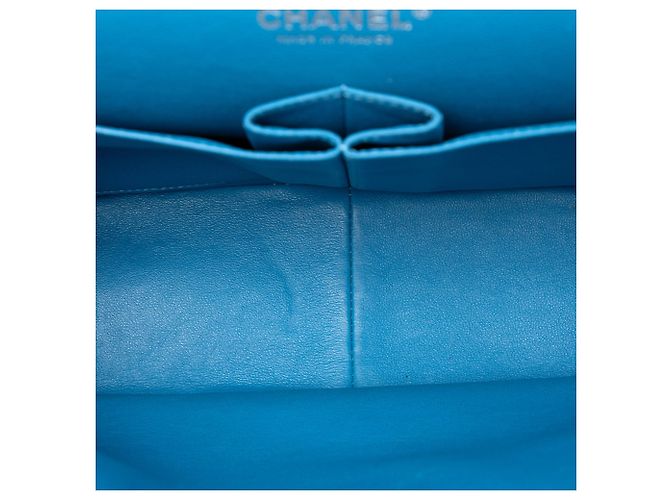 Chanel Blue Jumbo Classic Caviar Double Flap - vista 4