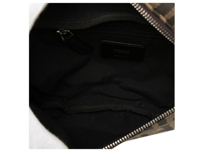Fendi Gürteltasche aus Zucchino Canvas in Beige - Ansicht 4