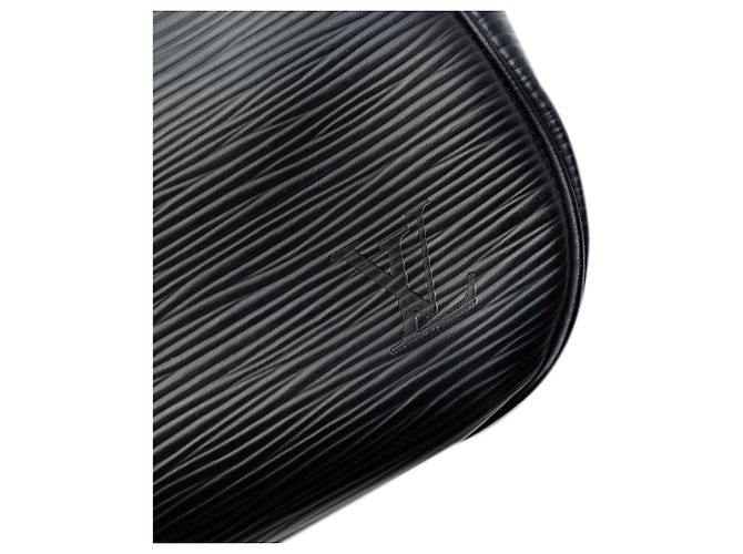 Louis Vuitton Black Epi Passy PM Nero - vista 5