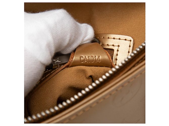 Louis Vuitton Gold Monogram Mat Stockton Dourado - Ansicht 6