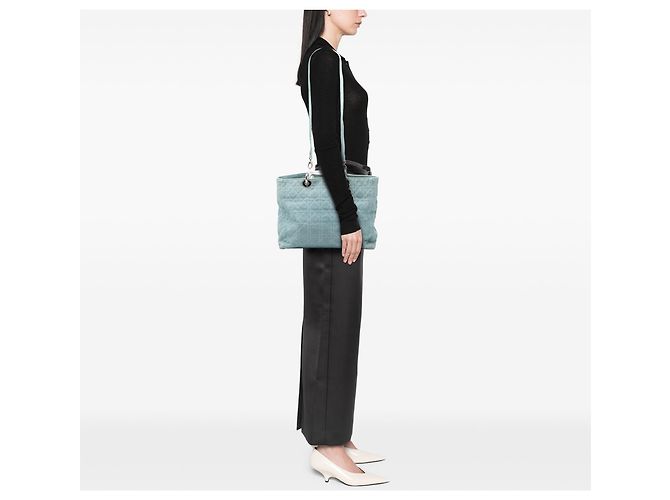 Lady Dior em denim azul grande com alças de acrílico Cannage Azul claro - vista 7