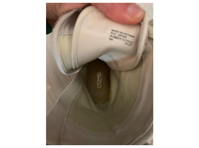 Botas de combate Michael Kors MK Monogram Castaño Beige - vista 4