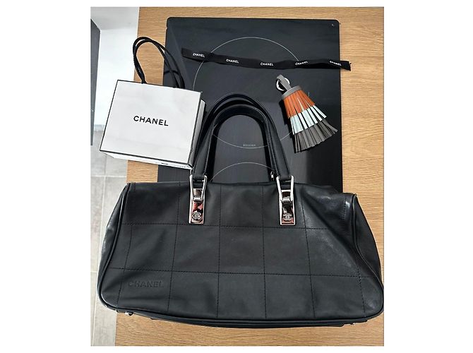 Borsa a mano Chanel East West Chocolate Bar Nero - vista 14