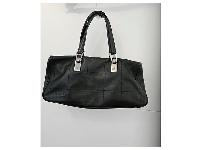 Borsa a mano Chanel East West Chocolate Bar Nero - vista 2