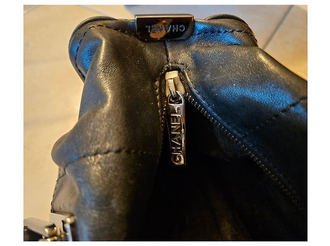 Borsa a mano Chanel East West Chocolate Bar Nero - vista 8