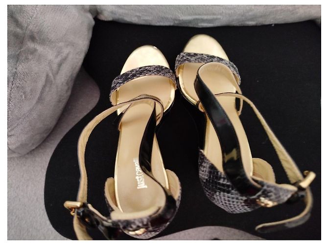 Just Cavalli Keilabsatz-Sandalen Python-Print - Ansicht 3