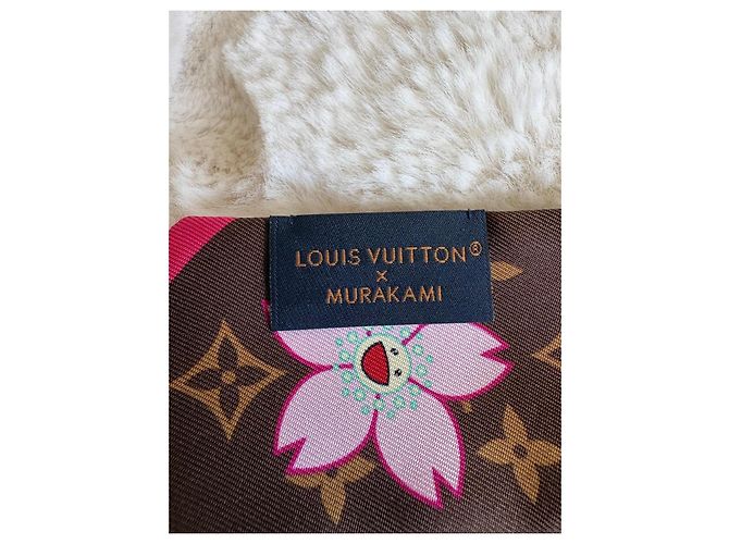 Louis Vuitton x Takashi Murakami Cherry Blossom Bandana in seta Marrone Rosa - vista 5