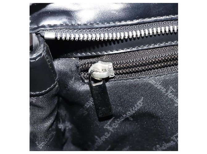 Borsa a mano Salvatore Ferragamo Gancini in pelle 2way nera argento Auth ka4288 Nero - vista 20