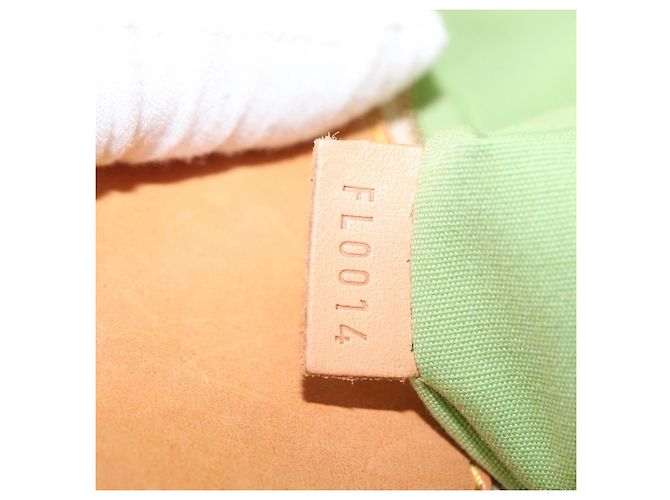 LOUIS VUITTON Monogram Mini Sac Catline Bag Almond Green M92931 LV Auth 179578V - vista 11