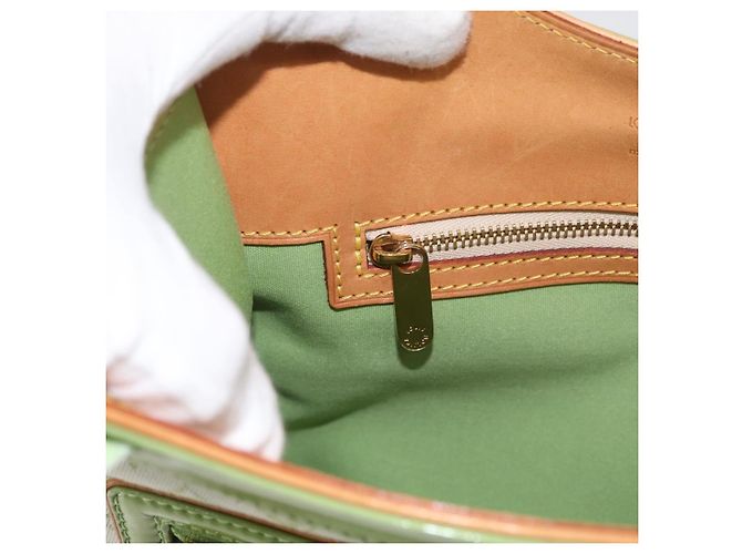 LOUIS VUITTON Monogram Mini Sac Catline Bag Almond Green M92931 LV Auth 179578V - vista 22