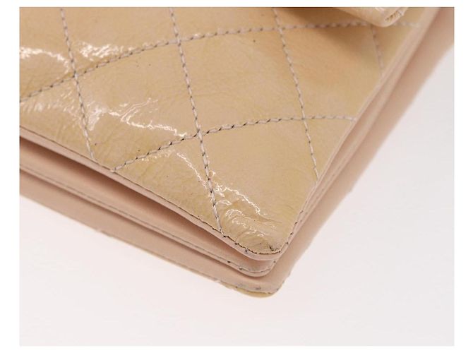 CHANEL Matelasse Chain Shoulder Bag Patent leather Beige Gold CC Auth 179868A D'oro - vista 15