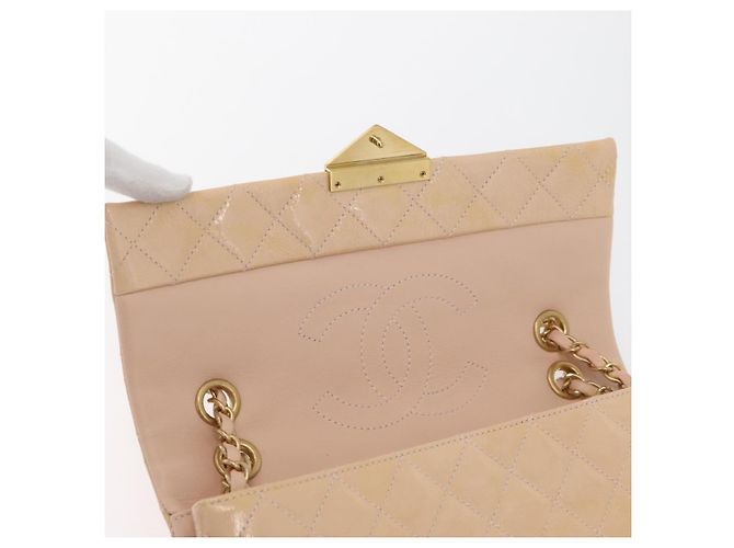 CHANEL Matelasse Chain Shoulder Bag Patent leather Beige Gold CC Auth 179868A D'oro - vista 19