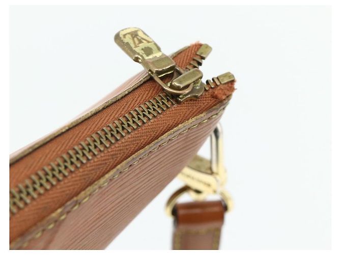 LOUIS VUITTON Epi Pochette Accessoires Pochette Marrone M52953 LV Auth 179623 - vista 10