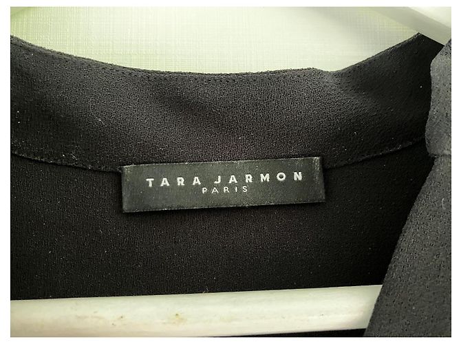 Tara Jarmon Schwarzes Midikleid mit Gürtel - Ansicht 2