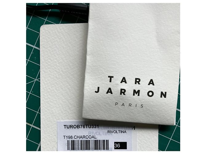 Tara Jarmon Schwarzes Midikleid mit Gürtel - Ansicht 5