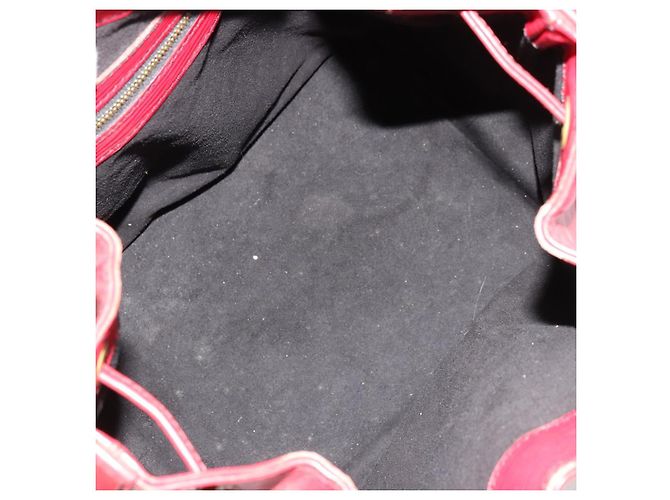 Borsa a Spalla LOUIS VUITTON Epi Petit Noe Rosso M44107 LV Auth 179148 - vista 11