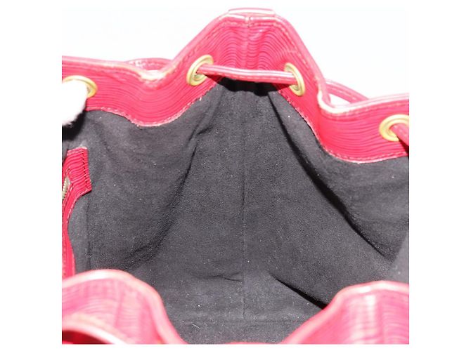 Borsa a Spalla LOUIS VUITTON Epi Petit Noe Rosso M44107 LV Auth 179148 - vista 17