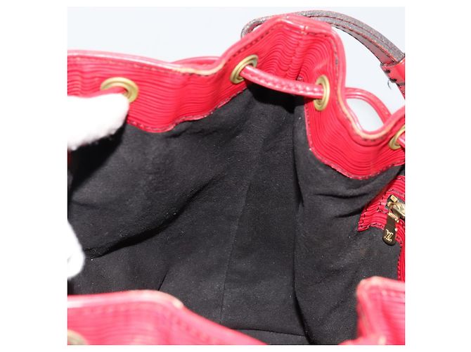 Borsa a Spalla LOUIS VUITTON Epi Petit Noe Rosso M44107 LV Auth 179148 - vista 18