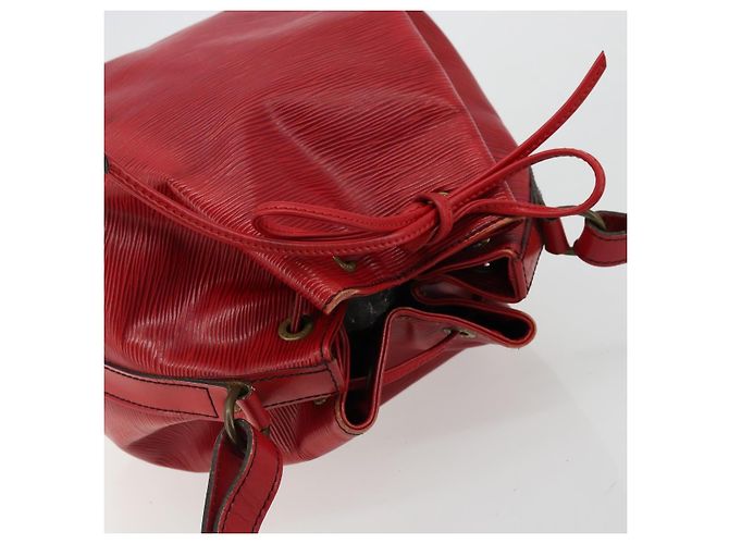 Borsa a Spalla LOUIS VUITTON Epi Petit Noe Rosso M44107 LV Auth 179148 - vista 6