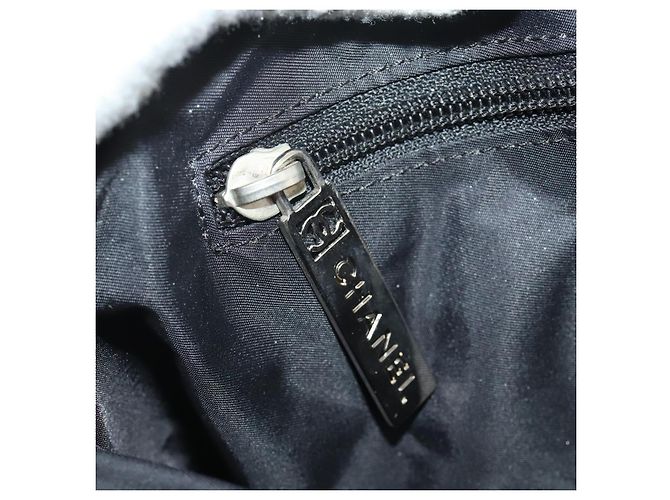 Borsa a tracolla CHANEL Sports Line in tela Bianco Argento CC Auth bs34562 - vista 22