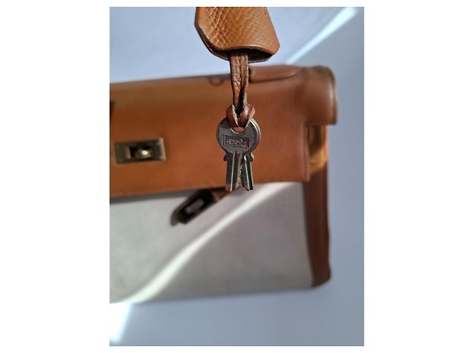 Borsa Hermès Kelly in pelle e tela Marrone Bianco Crudo Cammello - vista 2