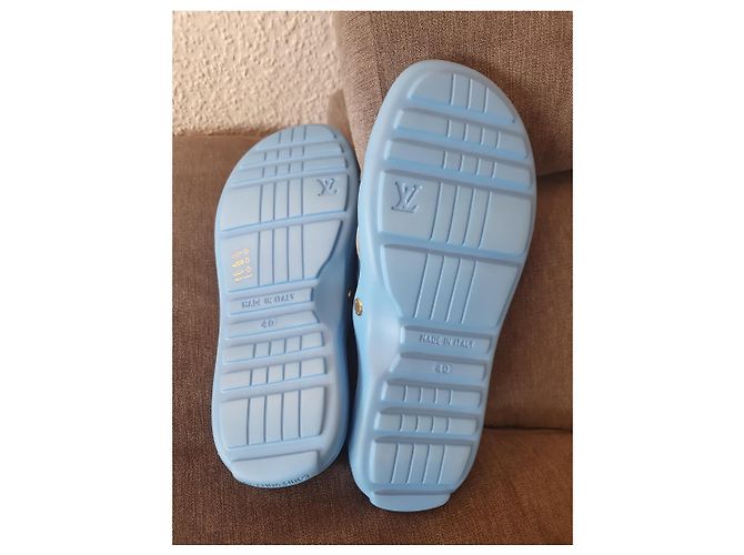 Louis Vuitton Ciabatte in gomma Blu - vista 4