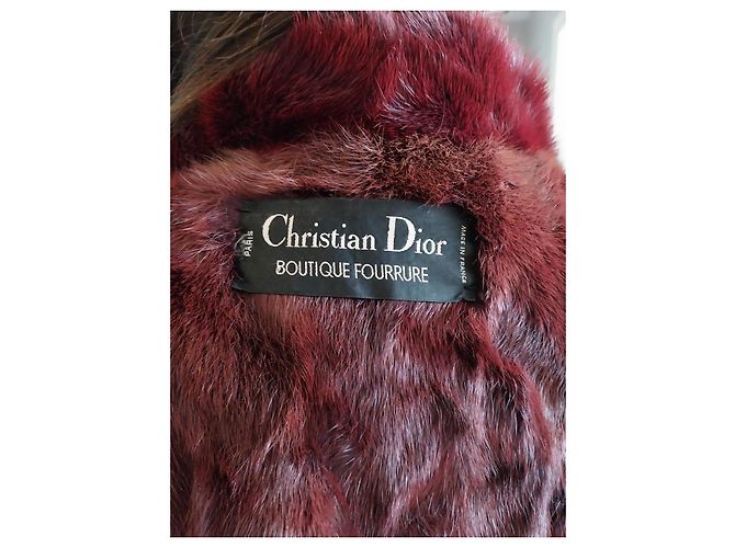 Christian Dior Abrigo Largo de Piel Burdeos - vista 2