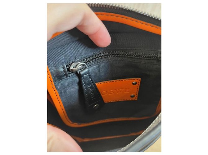 Borsa a tracolla Loewe in tela grigia e pelle Nero Grigio - vista 5