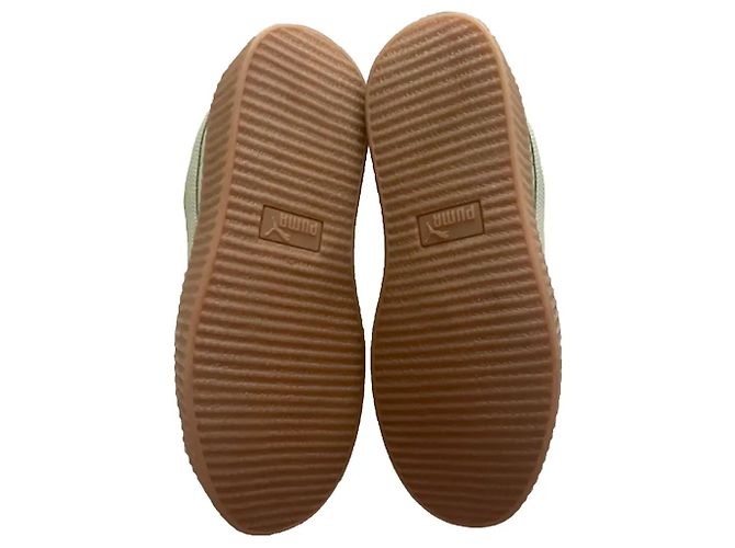 Puma x Fenty Sneaker aus hellgrünem Leder - Ansicht 2