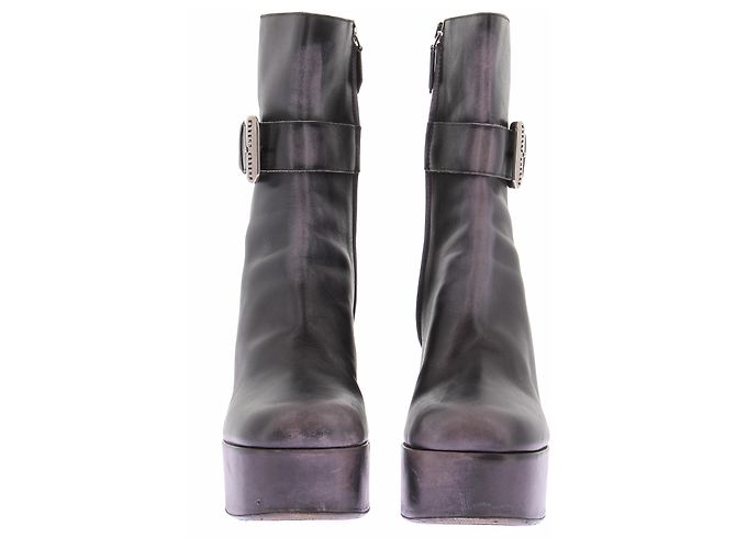 Stivaletti in pelle nera Miu Miu Taglia 39 Nero - vista 2