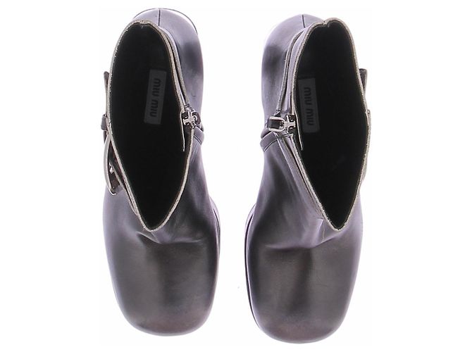 Stivaletti in pelle nera Miu Miu Taglia 39 Nero - vista 3