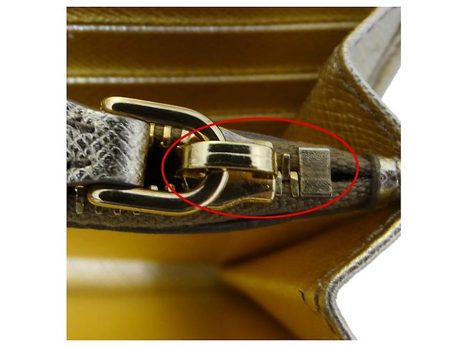 Cartera larga de cuero Saffiano para mujer Prada Dorado - vista 17