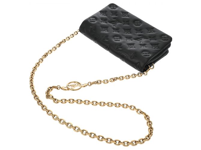 Pochette Coussin in Monogram Embossed Louis Vuitton Noir Nero - vista 4