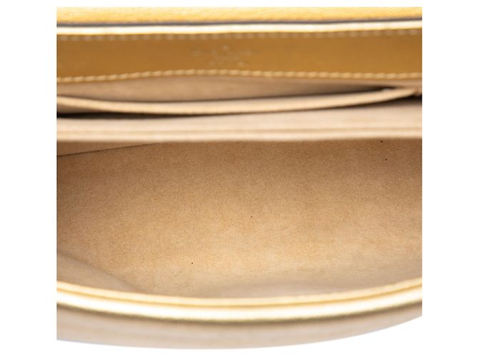 Bolsa Louis Vuitton Cuir Plume Ecume Gold Metallic Very Chain Dourado - vista 4