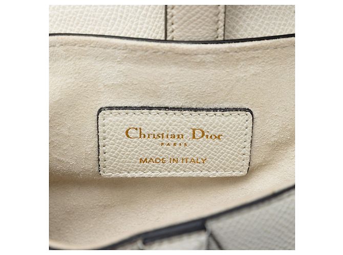 Borsa Saddle in pelle di vitello granulata bianca Dior Bianco - vista 5