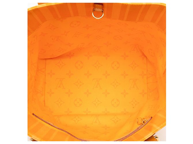 Louis Vuitton Cabas PM in tela gialla Plein Soleil Giallo - vista 4
