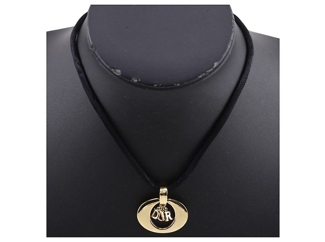 Collana con pendente ovale con logo Dior Gold placcato oro convertibile D'oro - vista 15