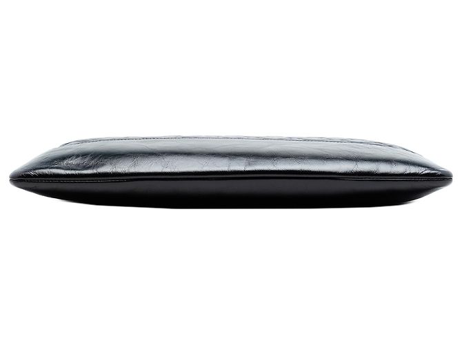 Clutch Chanel Gabrielle O Case in pelle di vitello invecchiata nera Large Nero - vista 3