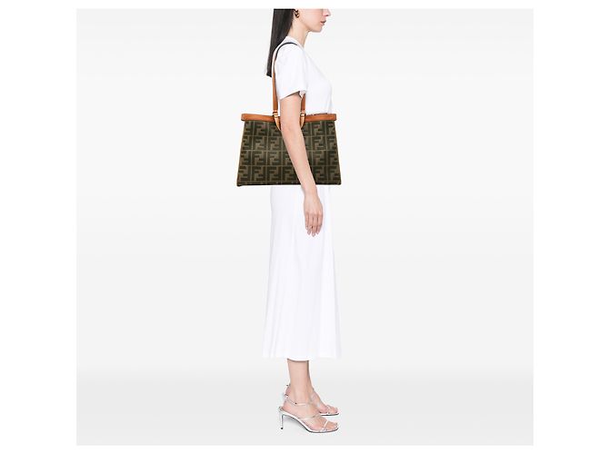 Fendi Green Zucca Embroidered Canvas Peekaboo X Tote Verde Verde oliva - vista 7