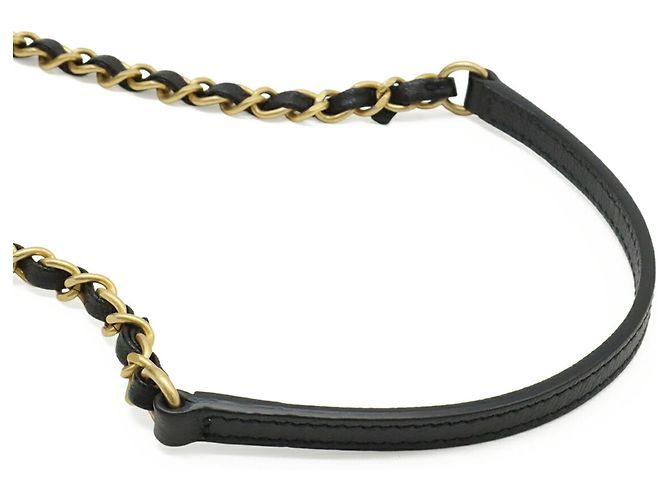 Borsa a tracolla Chanel Matelassé Coco Mark Chain Nero - vista 7
