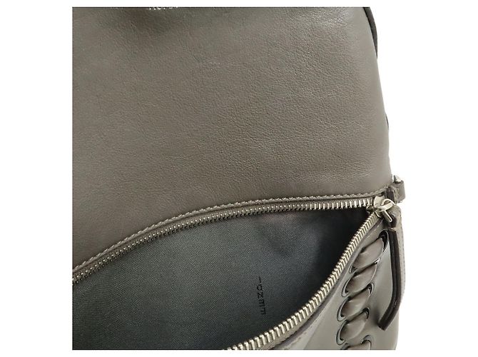 FENDI By The Way Rucksack Grau - Ansicht 10
