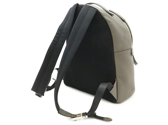 FENDI By The Way Rucksack Grau - Ansicht 3