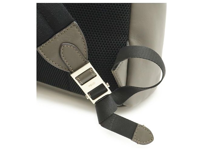 FENDI By The Way Rucksack Grau - Ansicht 6