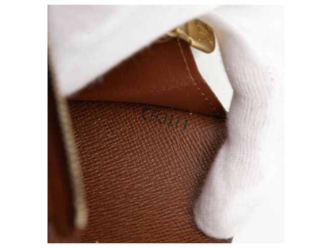Cartera tríptico Louis Vuitton Monogram Alexandra Castaño - vista 7