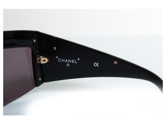 Chanel, occhiali da sole vintage con catena nera Nero - vista 6