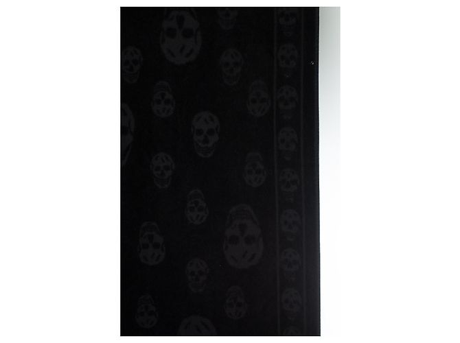 Alexander McQueen, Toalla de playa Skull en negro - vista 5